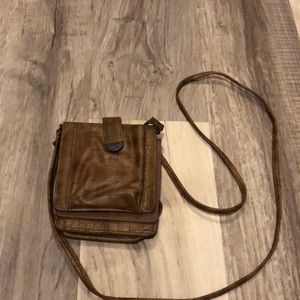 “Alligator” small crossbody